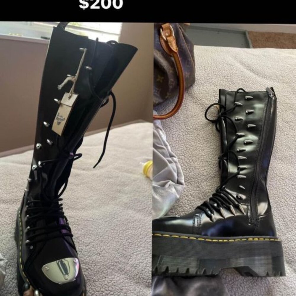 Dr.Martens
